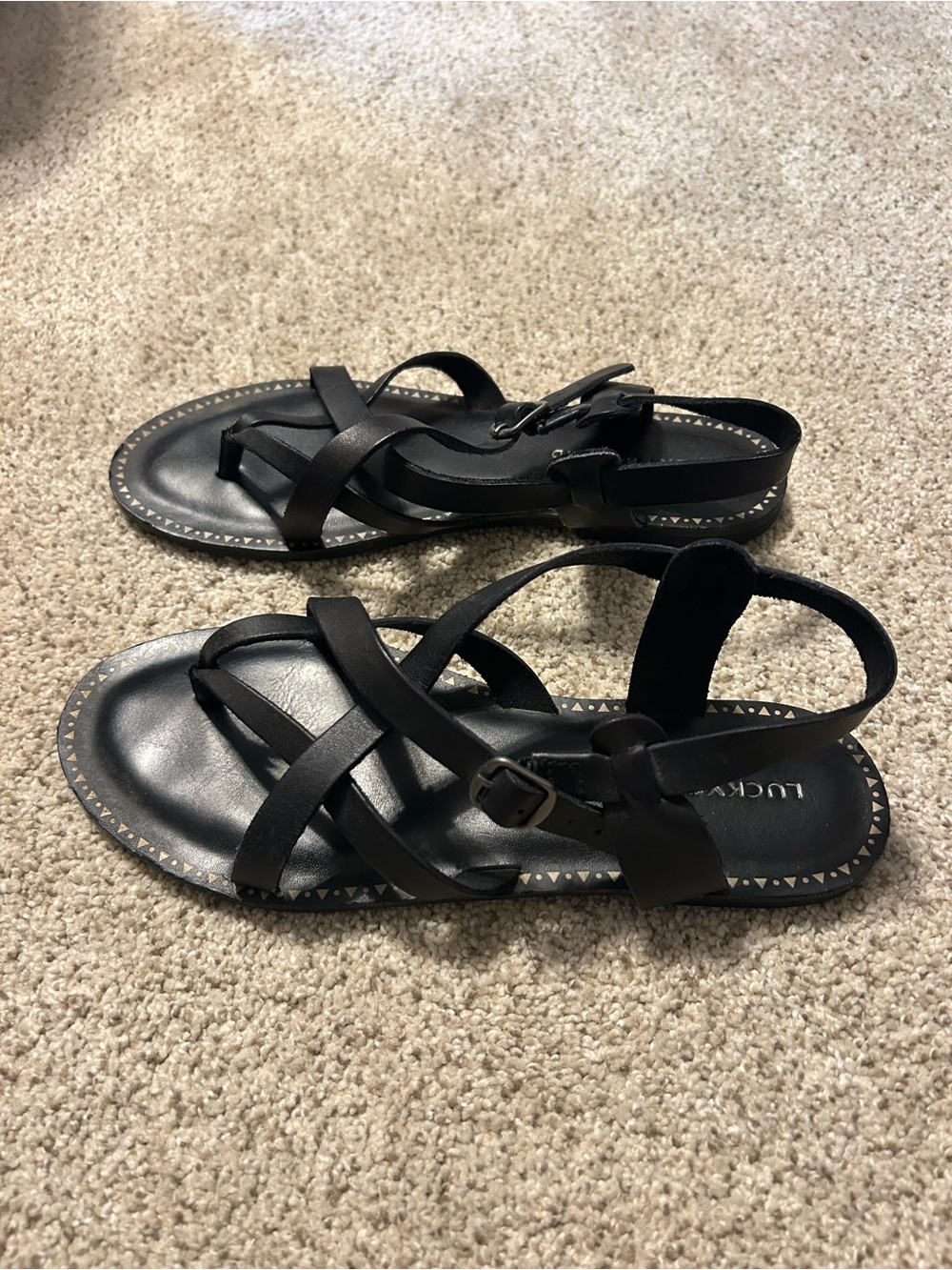 Lucky Brand black leather strappy sandals